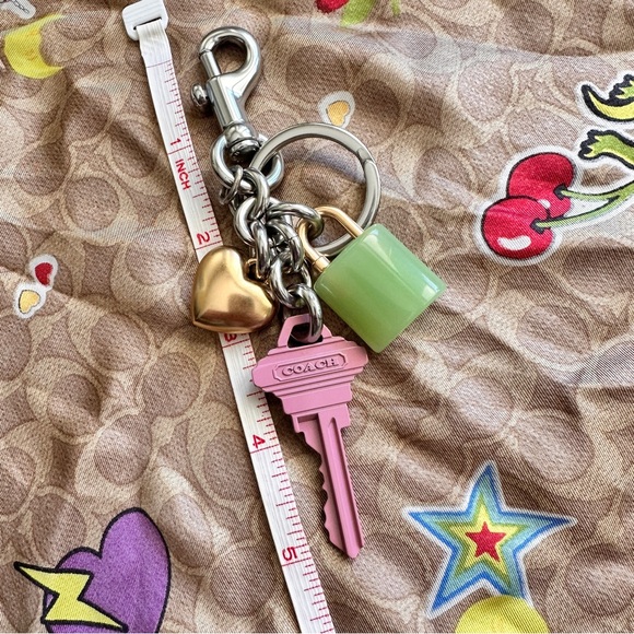 Coach Key Cluster Bag Charm Pink and Green Keychain with Heart Charm - Picture 2 of 6